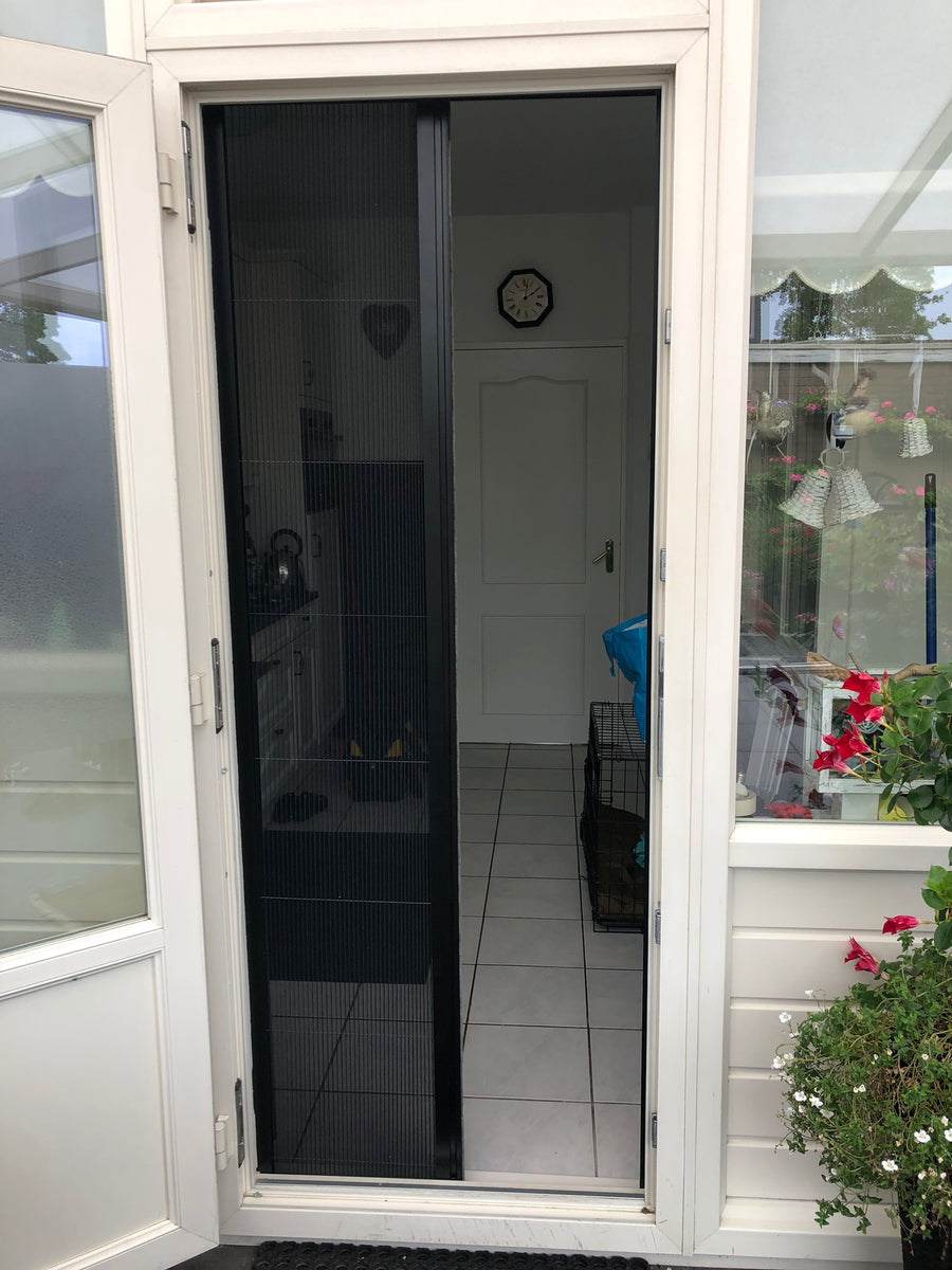 Zwarte plissé hordeur op maat